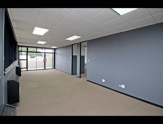 476M² BUILDING TO LET IN SUNNYSIDE